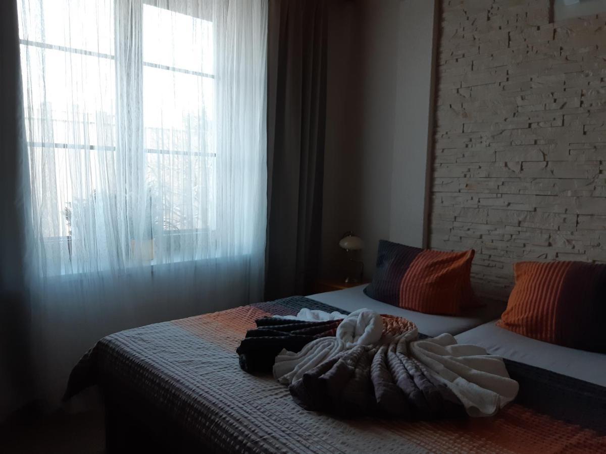 Pension Art Lázně Bohdaneč Buitenkant foto